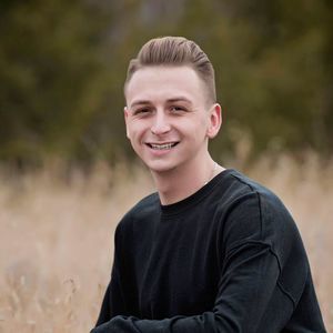 Meet your Posher, Dillon